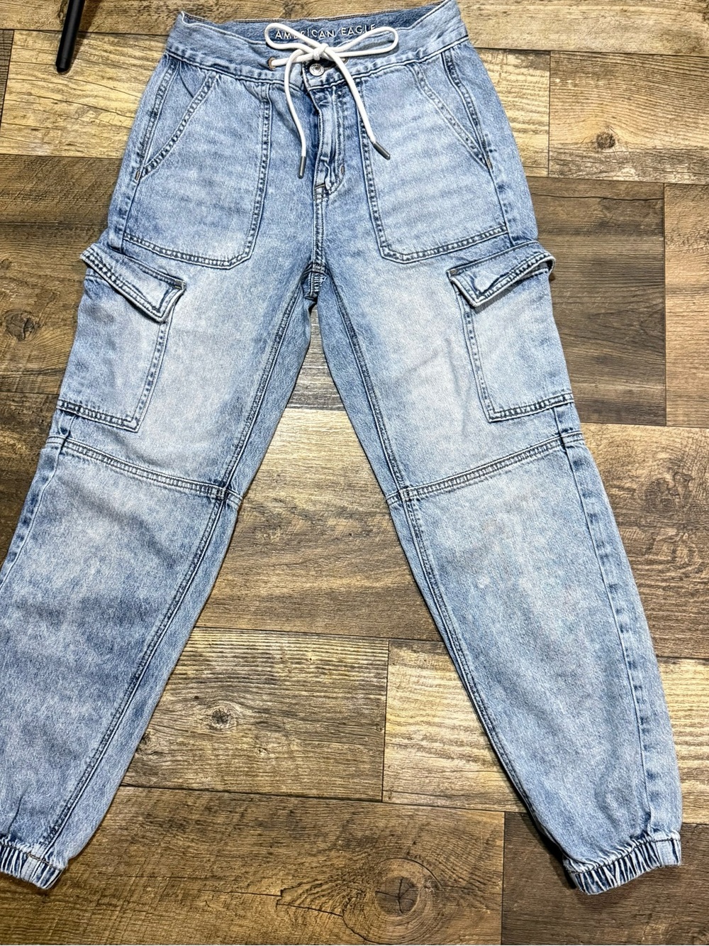 American Eagle Light Blue Washed Denim Jogger Pants